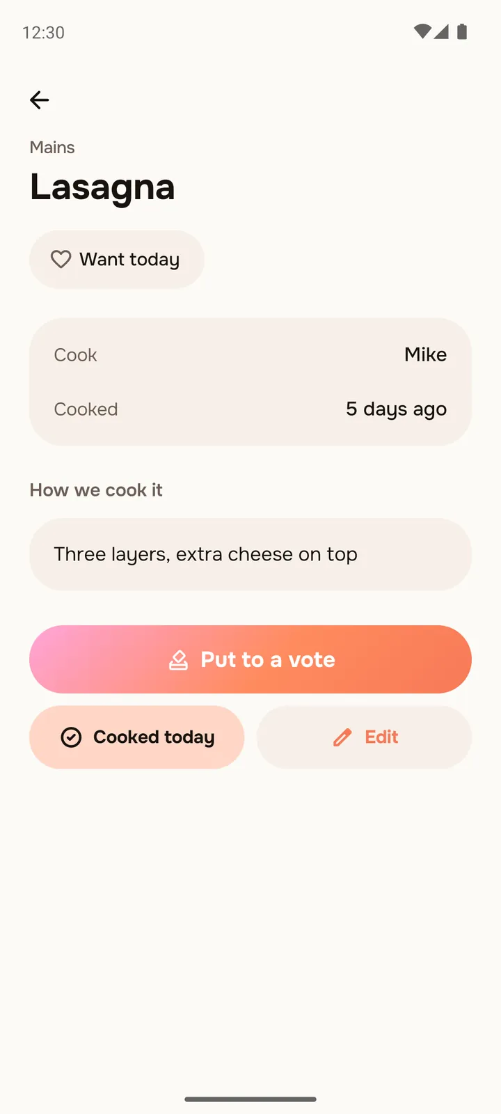 A dish card in domenu: who cooks it, when it was last cooked and how the family makes it.